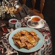 سوهان لقمه ای عسلی زعفرانی گز شیرین - 250 گرم