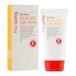 کرم ضد آفتاب بدون رنگ فارم استی SPF 50 مدل DR V8 VITA ‌ مناسب انواع پوست حجم 70 میلی‌لیتر