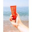 کرم ضد آفتاب بدون رنگ اس وی آر SPF 50 مدل سان سیکور ‌مناسب پوست‌های چرب حجم 40 میلی‌لیتر