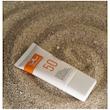 کرم ضد آفتاب بدون رنگ استار لوکس SPF 50 مدل اویل فری ‌مناسب انواع پوست‌ها حجم 40 میلی‌ لیتر