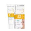 کرم ضد آفتاب بدون رنگ بایودرما SPF 30 مدل Photoderm AKN مناسب پوست‌های چرب و مختلط حجم 40 میلی‌لیتر
