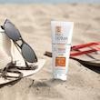 کرم ضد آفتاب رنگی پرودرما، SPF 90، مدل 90 Sunvest، مناسب انواع پوست  با تنالیته متوسط و حجم 40 میلی لیتر، ضدآب، فاقد پارابن، محافظت‌کننده در برابر  اشعه‌های UVA و UVB و غیر کومدون‌زا، PA+++، ضد چروک، دارای فرمولاسیون ویتامین C، با ماندگاری 2 ساعته