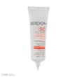 فلوئید ضد آفتاب بدون رنگ صورت بردون spf50 مدل Broad Spectrum محافظ UVA،UVB مناسب پوست‌های چرب و آکنه‌دار حجم 50 میلی لیتر