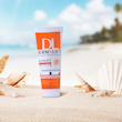 کرم ضد آفتاب رنگی درمالیفت مدل سانلیفت SPF 50 حاوی محافظ UVA و UVB، ضد آب، ضد پیری، ضد جوش و آکنه، مناسب پوست‌ چرب حجم 40 میلی‌لیتر ‌