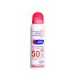 اسپری ضد آفتاب بی‌رنگ وکالی، SPF 50، مدل 001، مناسب انواع پوست چرب با حجم 235 میلی‌لیتر، محافظت‌کننده در برابر اشعه‌های UVA و UVB، ضد آب و مرطوب‌کننده، روشن‌کننده، ضد لک و پیری، دارای فرمولاسیون فاقد چربی، کلاژن، ویتامین‌های C و E، با ماندگاری 2 ساعته