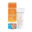 فلوئید ضدآفتاب بی رنگ درماتیپیک SPF 50 مدل Anti Redness ‌محافظ UVA ،UVB مناسب برای انواع پوست‌ حجم 40 میلی‌لیتر