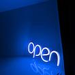 تابلو نئون فلکسی طرح Open مدل O1