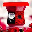 ست هدیه زنانه مدل باکس گل و مروارید طبیعی همراه ساعت دیجیتال کد g33