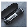 ماشین اصلاح موی صورت فیلیپس مدل BT9810/13 با تیغه استیل ضدزنگ، فناوری PowerAdapt Sensor، استفاده خشک و مرطوب، ضد آب، شانه فلزی قابل تنظیم، باتری لیتیوم یونی با شارژ سریع 60 دقیقه و زمان استفاده 120 دقیقه، طراحی ارگونومیک و منبع انرژی برق و باتری