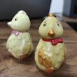 مجسمه دکوری طرح جوجه عروسکی مدل Chickoo بسته 2 عددی