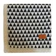 رومیزی هوم اند لایف مدل لینوود R طرح مثلثی کد 040004