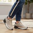 کفش پیاده‌روی مدل ski MAX