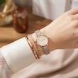 ساعت مچی عقربه‌ای کوارتز زنانه اسکمی مدل حصیری کد 166B
