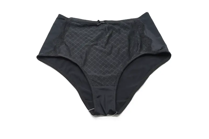 شورت زنانه مشکی اسمارا