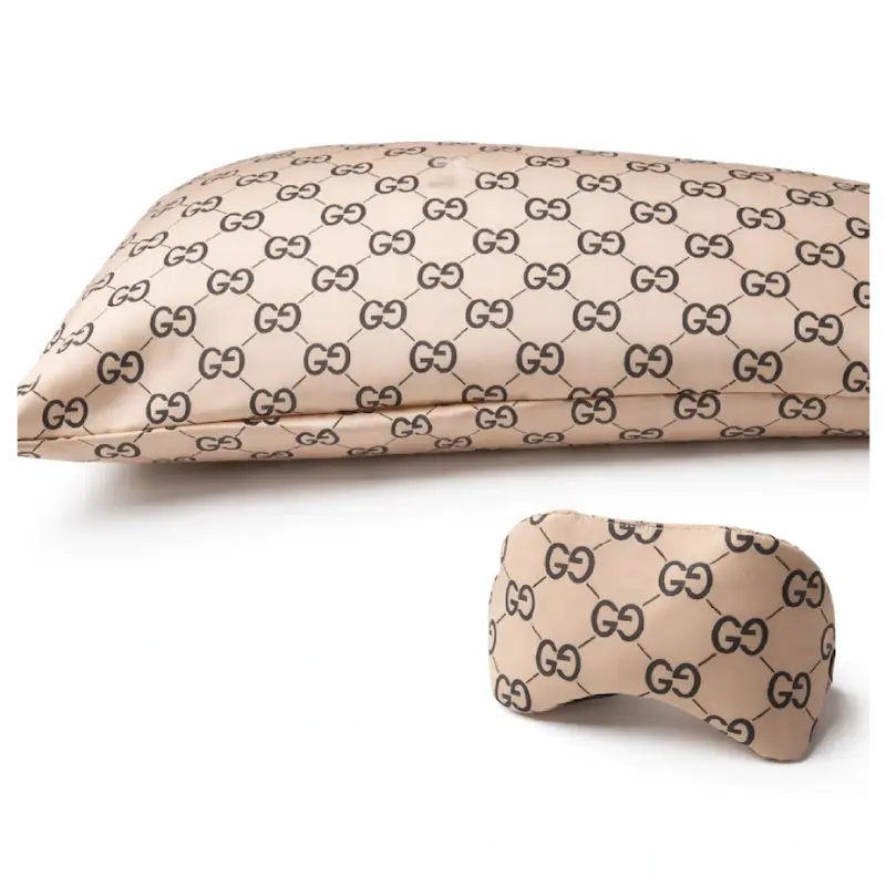 پک روبالشتی ساتن و چشم بند گوچی