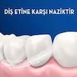 مسواک اورال-بی مدل 3D با برس متوسط مناسب برای  انواع دندان ها