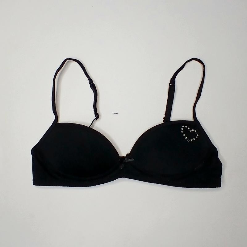 سوتین مشکی کیابی