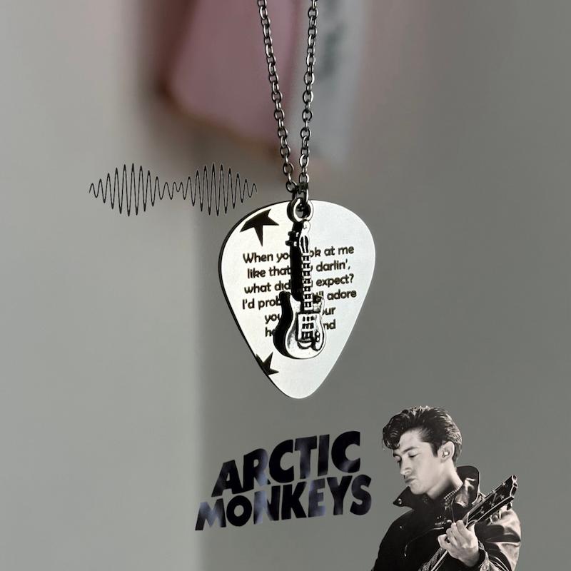 گردنبند پیک استیل