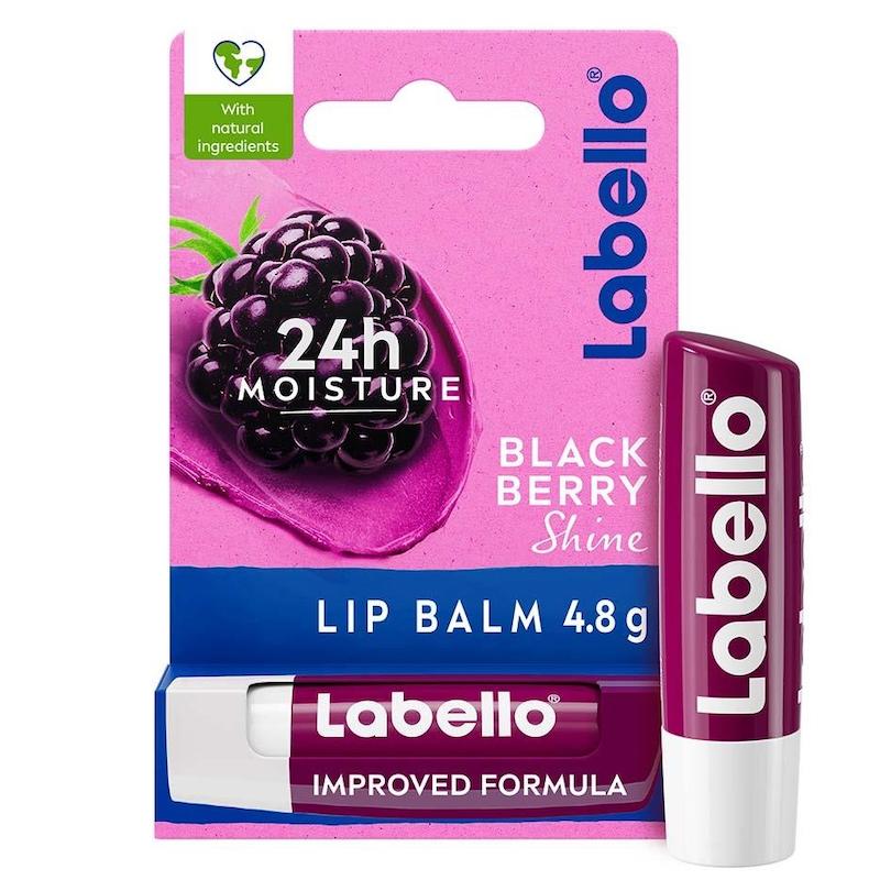 بالم لب روزانه لبلو رطوبت رسانی 24 ساعته رایحه بلک بری کد 65659870 labello fruity shine blackberry 4.8 g with a blackberry aroma www.poonelstore.com