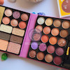 پالت همه کاره آرایشی سایه چشم، رژ لب، سایه ابرو توتوتایم tutu time highlighter eye brow blusher eye shadow & lipstick all in one makeup palette www.poonelstore.com
