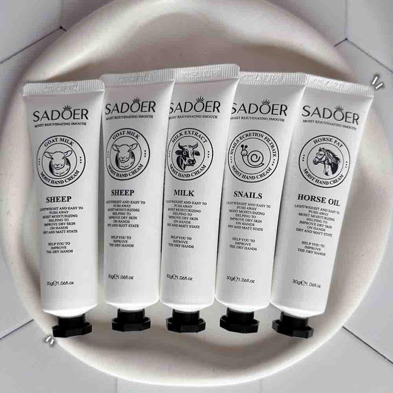 پکیج 5 عددی کرم مرطوب کننده دست سادور اورجینال مناسب خانم ها و آقایان کد 65230320 hand cream moisturizing hydrating hand cream for dry cracked Hands plant fragrance hand lotion stocking stuffers gift set 5pack mini hand care cream travel size for men and women