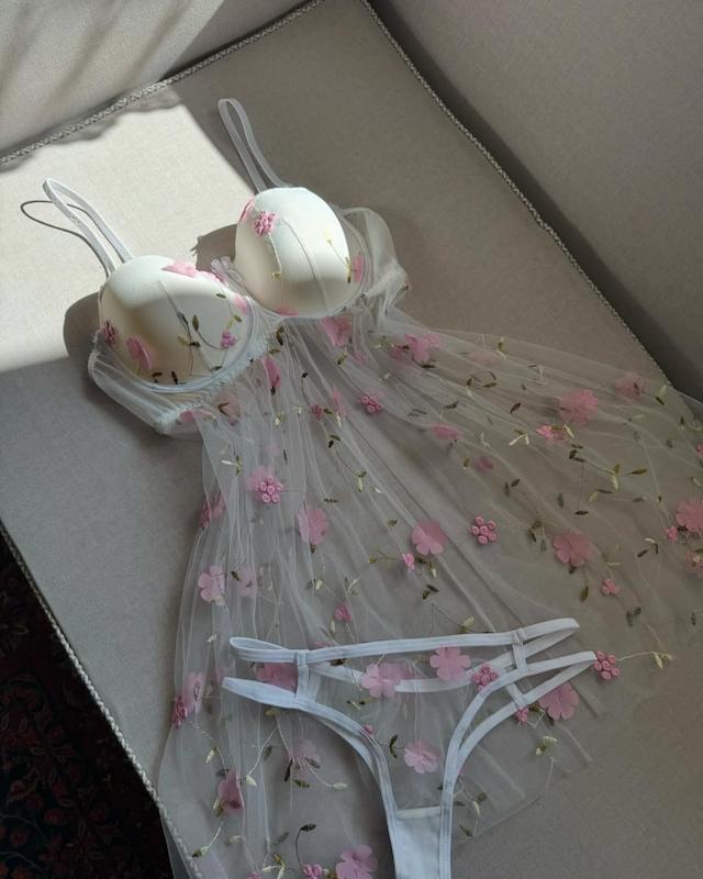 لباس خواب عروسکی