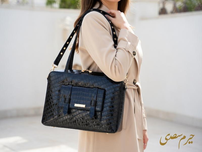 کیف زنانه اداری چرم طبیعی دست‌دوز | چرم سعدی کد 530