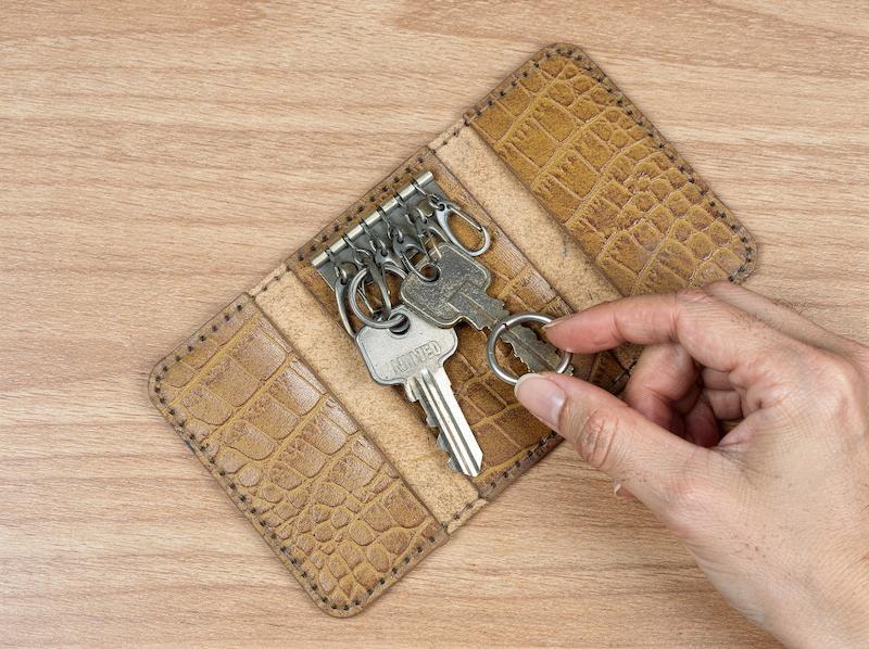 جاکلیدی جیبی چرم طبیعی دست‌دوز | چرم سعدی کد 350