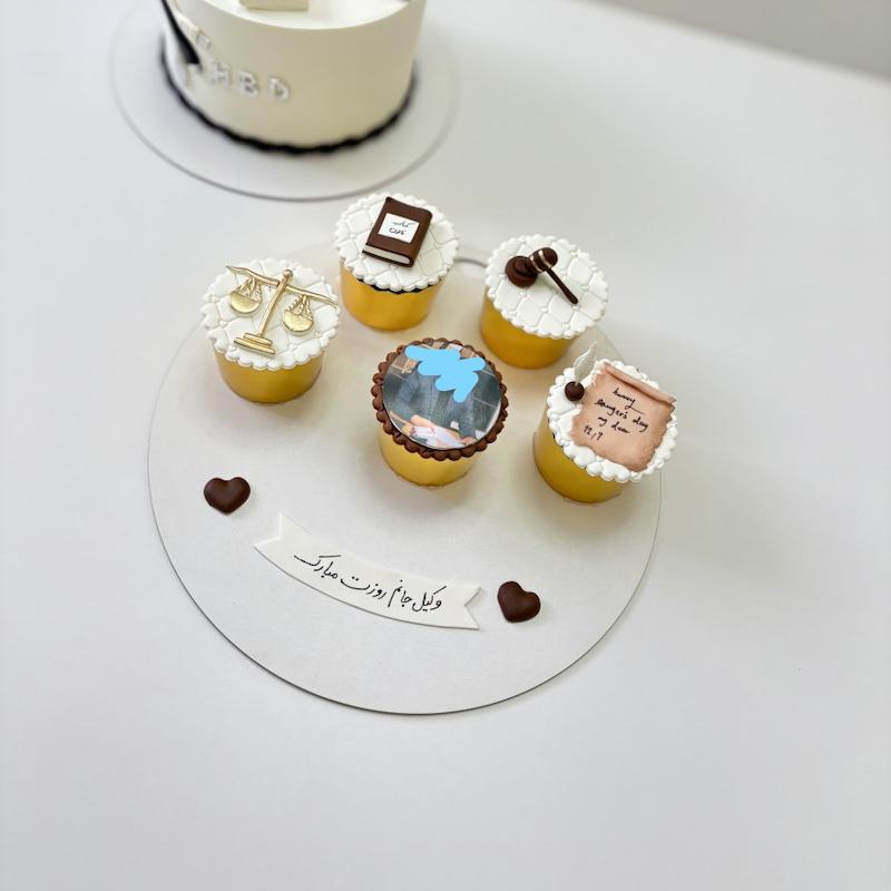 کاپ کیک های وکالت