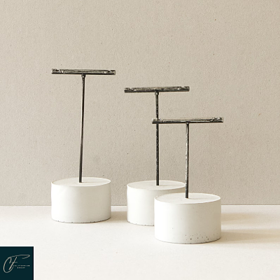 پایه گوشواره بتنی  Concrete earring stand