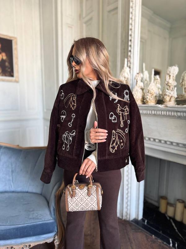 کیچی قهوه ای