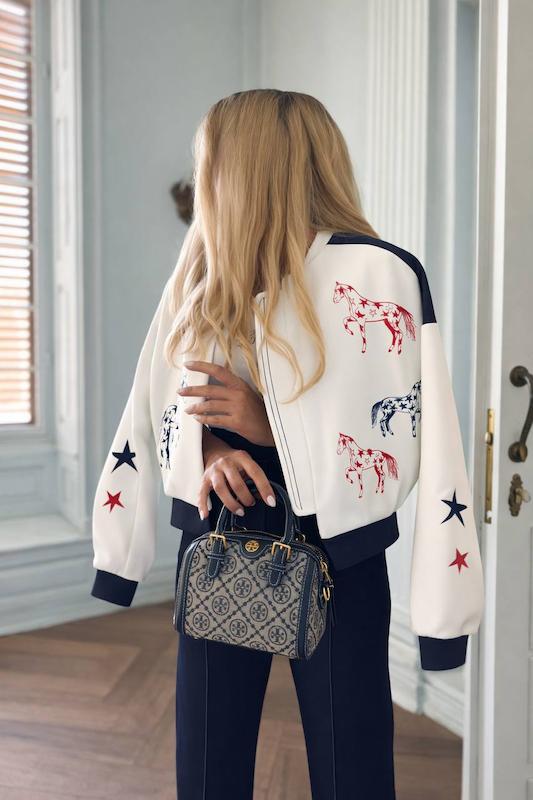 بامبر کیوشی - گلدوزی قرمز