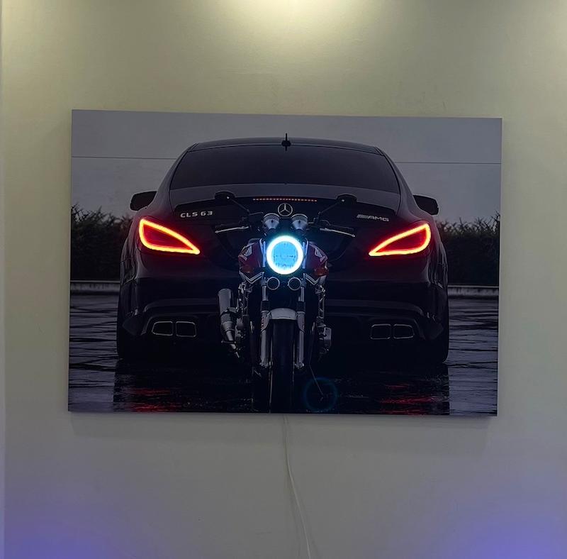تابلو عکس بنز CLS و هوندا CB1300