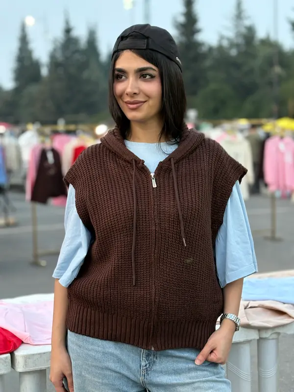 وست کلاهدار بافت دخترانه