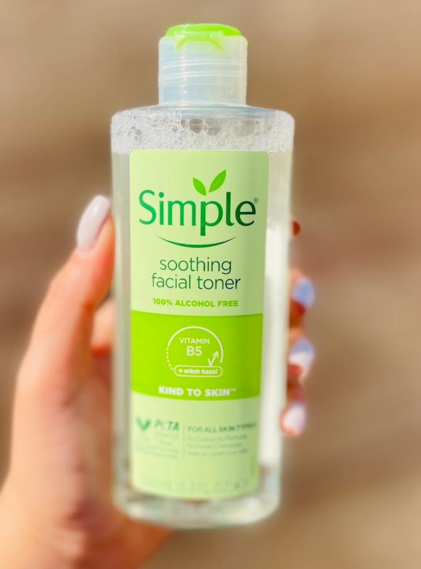 تونر آرامش بخش صورت سیمپل مدل Soothing Facial Toner مناسب انواع پوست حجم 200 میلی لیتر