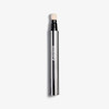 هایلایتر قلمی سیسلی ۲.۵ میل Stylo Lumière  Sisley Stylo Lumière Instant Radiance Booster Pen – 2.5 ml