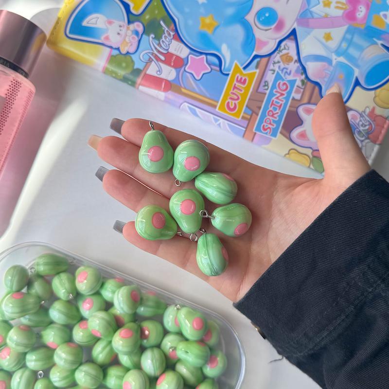 آووکادو چراغ دار🥑