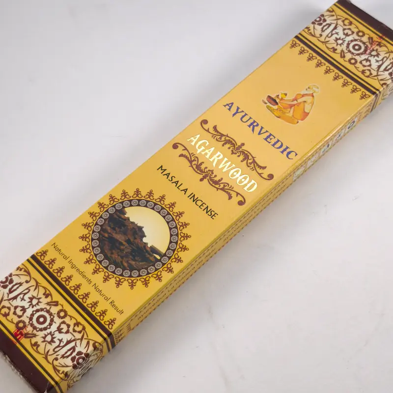 تصویر از نزدیک عود چوب آگار ( عود ) آیورودیک