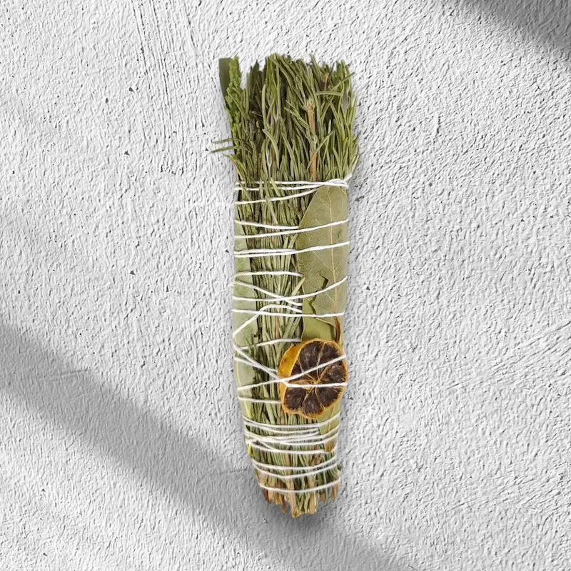 اسماج ترکیبی کاج،رزماری،اکالیپتوس،برگ بو