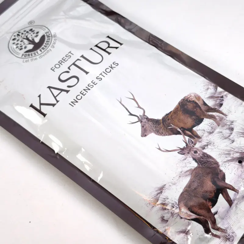 تصویر از نزدیک عود مشک ( کاستوری ) پاکتی فارست ۱۲۰ گرمی