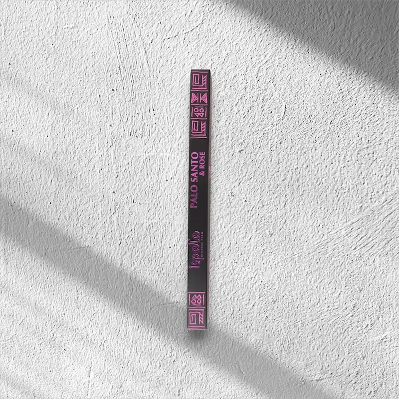 عود دستساز پالوسانتو و رز ۱۰ شاخه