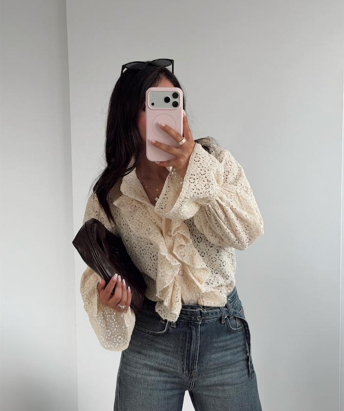 شومیز دانتل حلزون کرم🥨