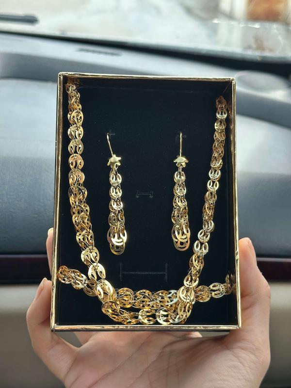 سرویس پفکی طرح طلا