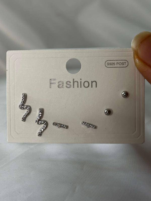 پک گوشواره مینیمال