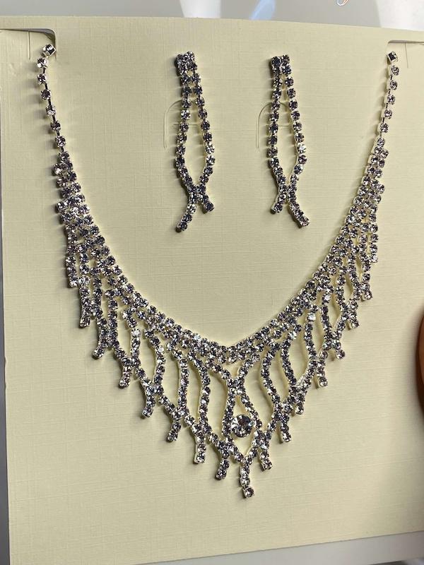 نیمست جواهری