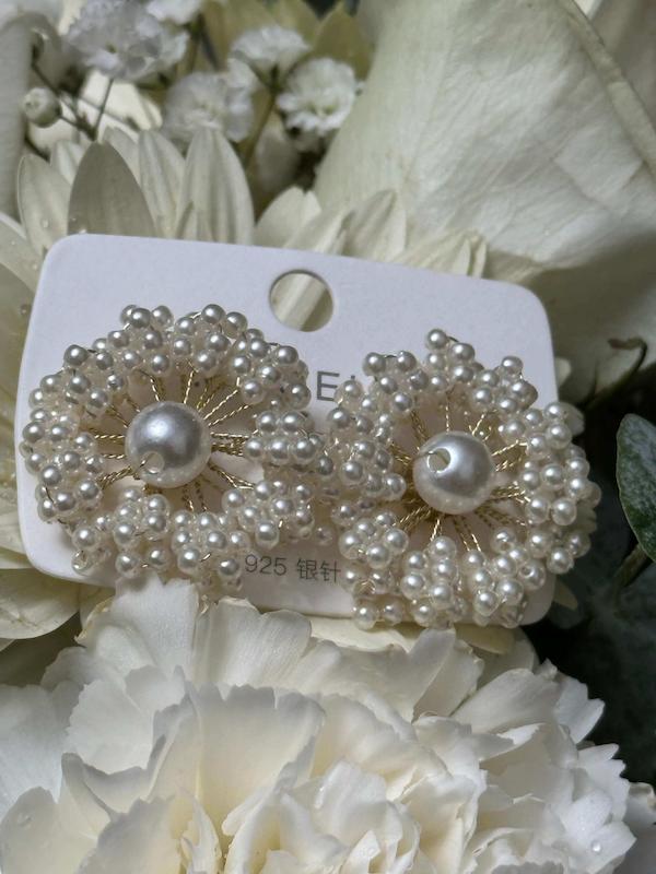 گوشواره گل ژوپینگ تمام مروارید 