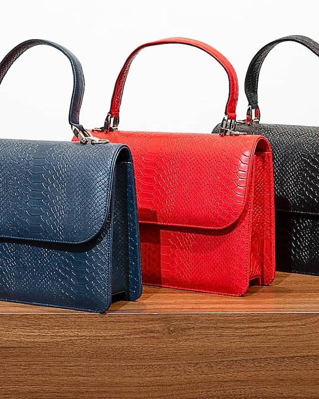 کیف زنانه چرمی مدل آوا