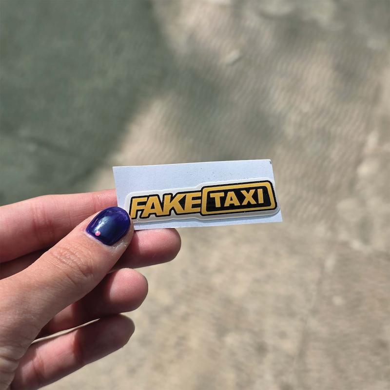 استیکر ژله ای fake taxi