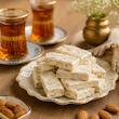 نوقا بادامی چاشیکا مناسب پذیرایی کنار چای