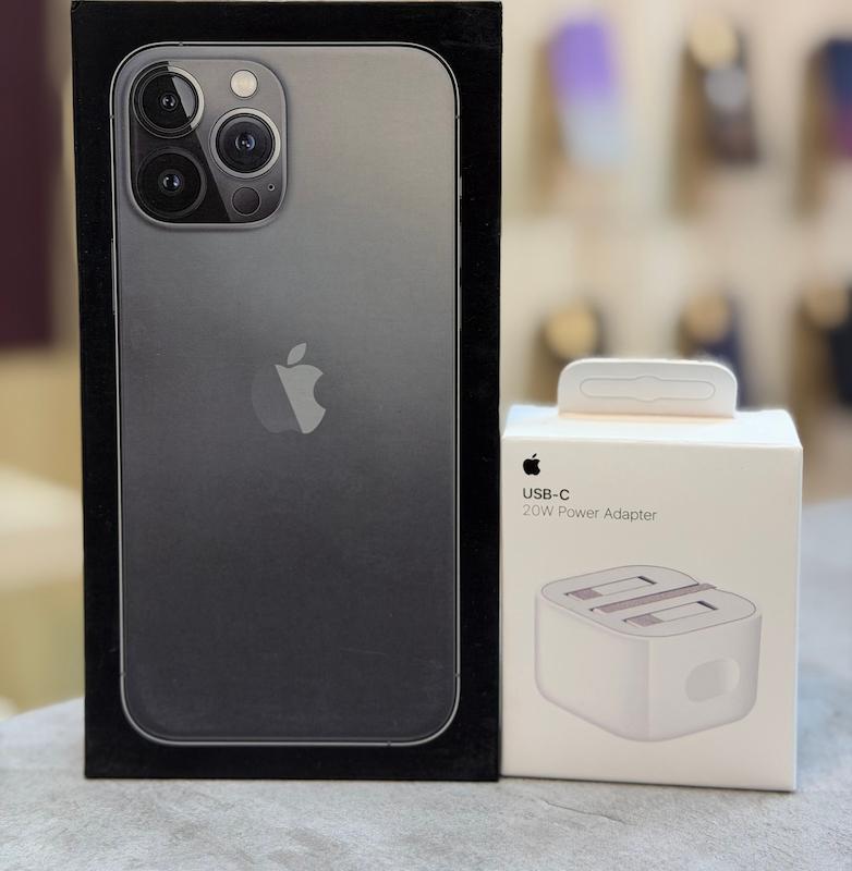 شارژر اپل 20 وات سه پین اصل{مناسب ایفون 13 پرو مکس )+محافظ کابل هدیه+گارانتی شرکتی Charger Apple 20W Three Pin Original{اصلی اپل استور }